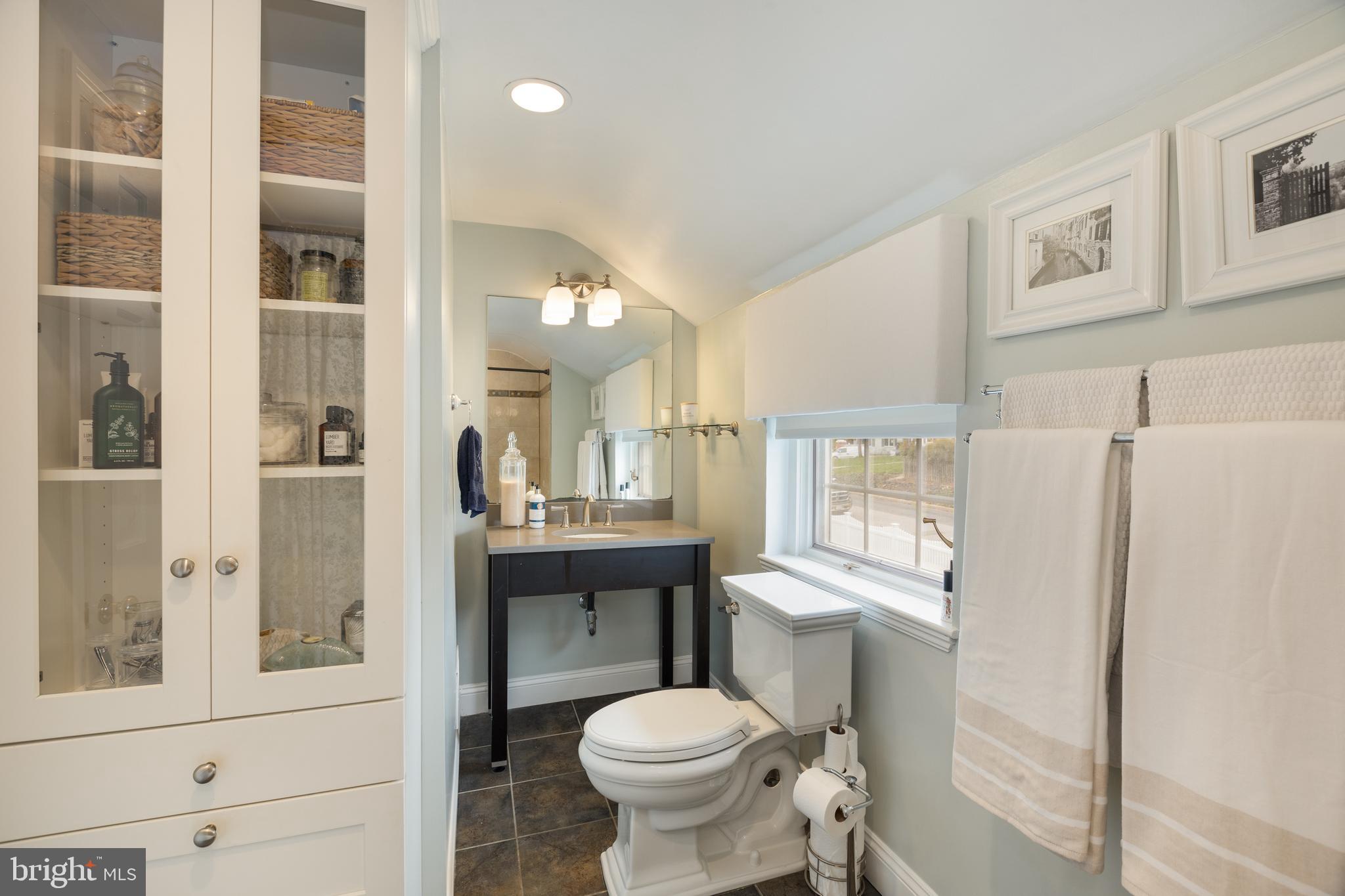 3109 Cameron Mills Road Alexandria, VA 22302 - Photo 33 of 47 Primary Bath