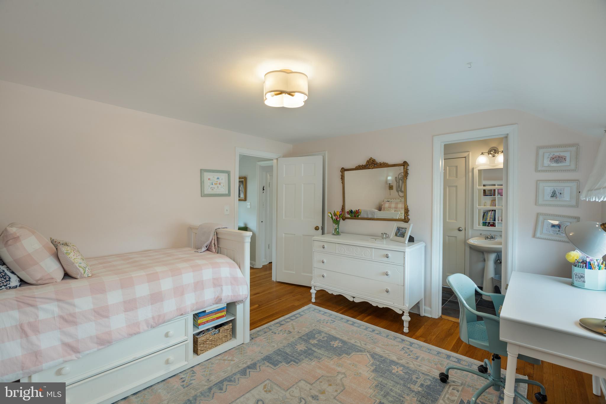 3109 Cameron Mills Road Alexandria, VA 22302 - Photo 38 of 47 Bedroom #3