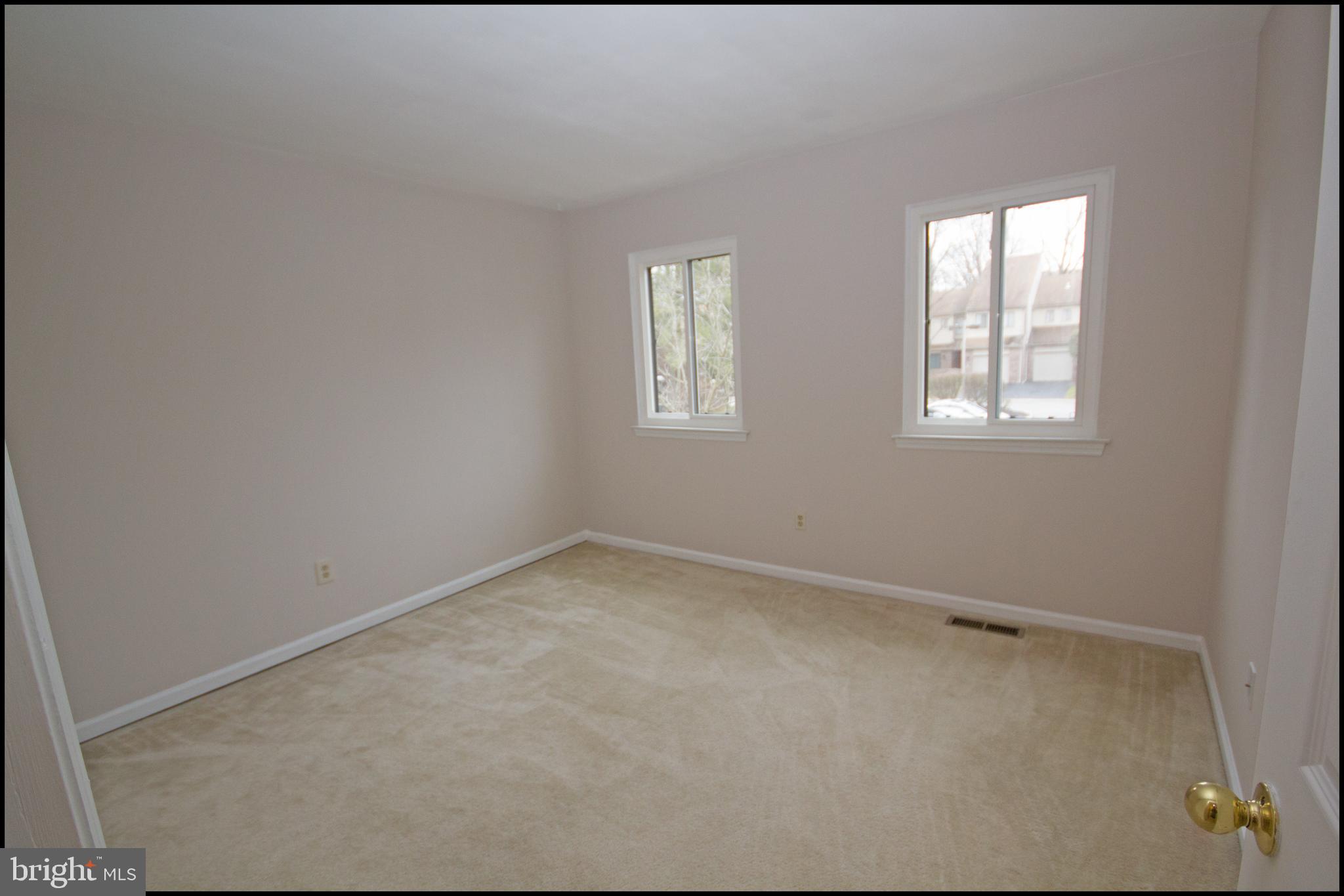 22 Knox Court Chesterbrook, PA 19087 - Photo 27 of 33 Bed2 Spacious