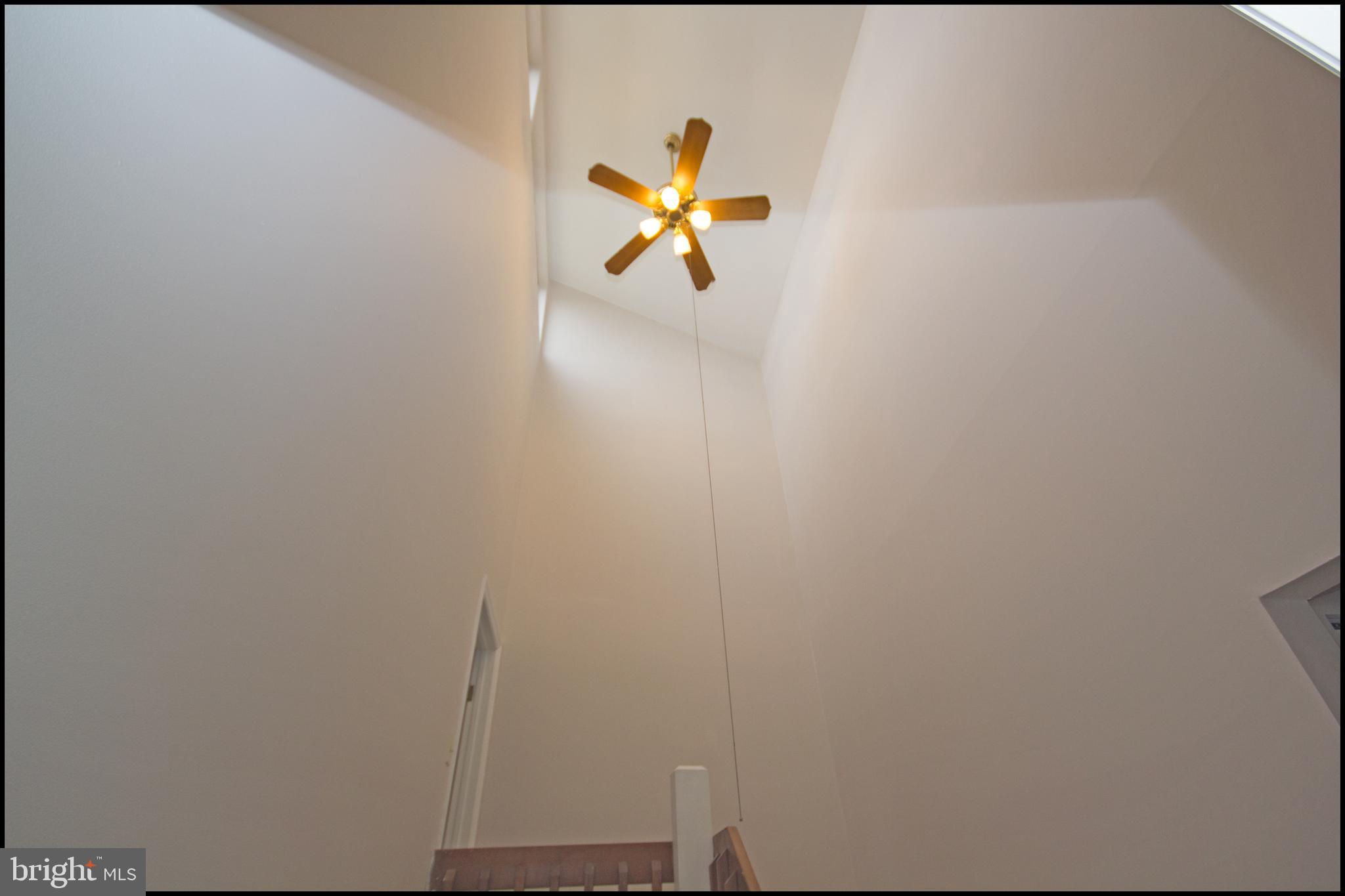 22 Knox Court Chesterbrook, PA 19087 - Photo 29 of 33 Soaring Ceilings!