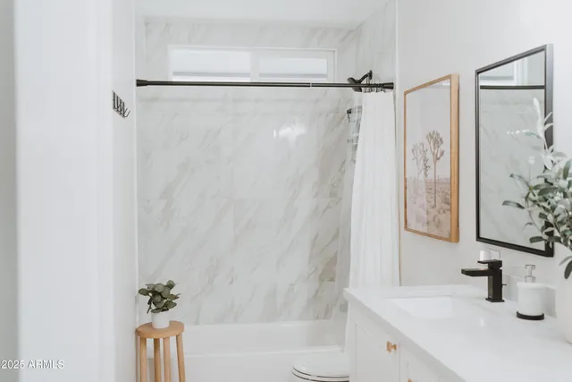 $8,000 | 8737 East Rose Lane, Scottsdale, AZ 85250