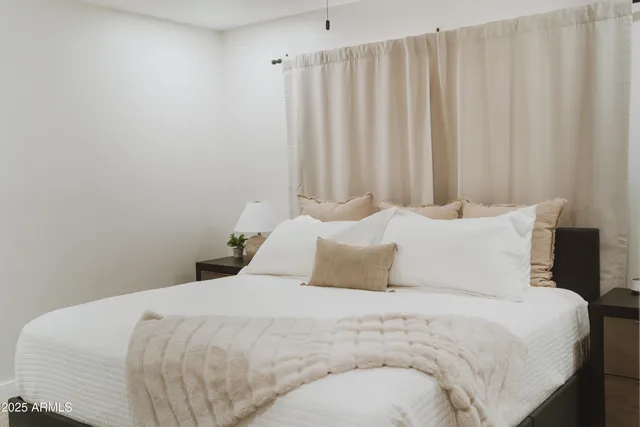 $8,000 | 8737 East Rose Lane, Scottsdale, AZ 85250