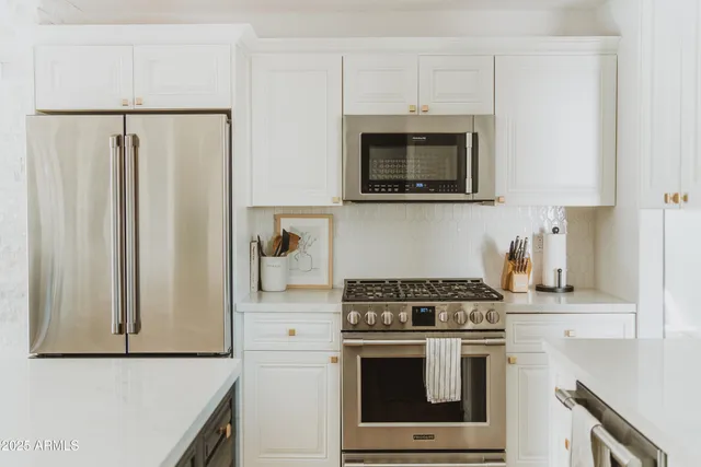 $8,000 | 8737 East Rose Lane, Scottsdale, AZ 85250