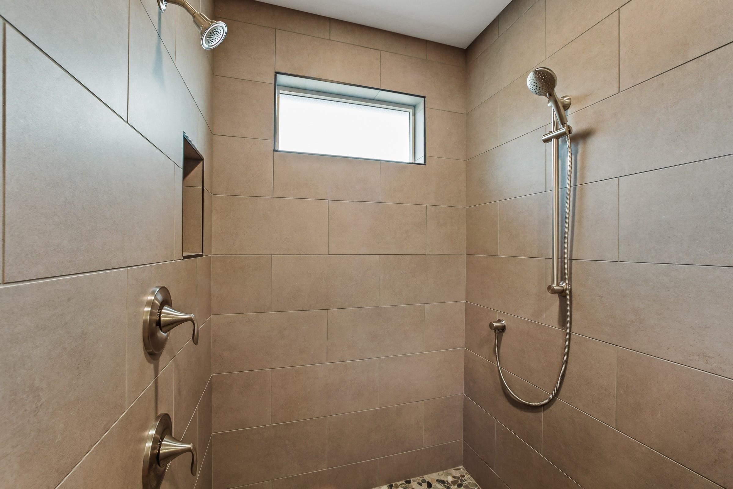 1006 East Handy Road Colbert, WA 99005 - Photo 12 of 20