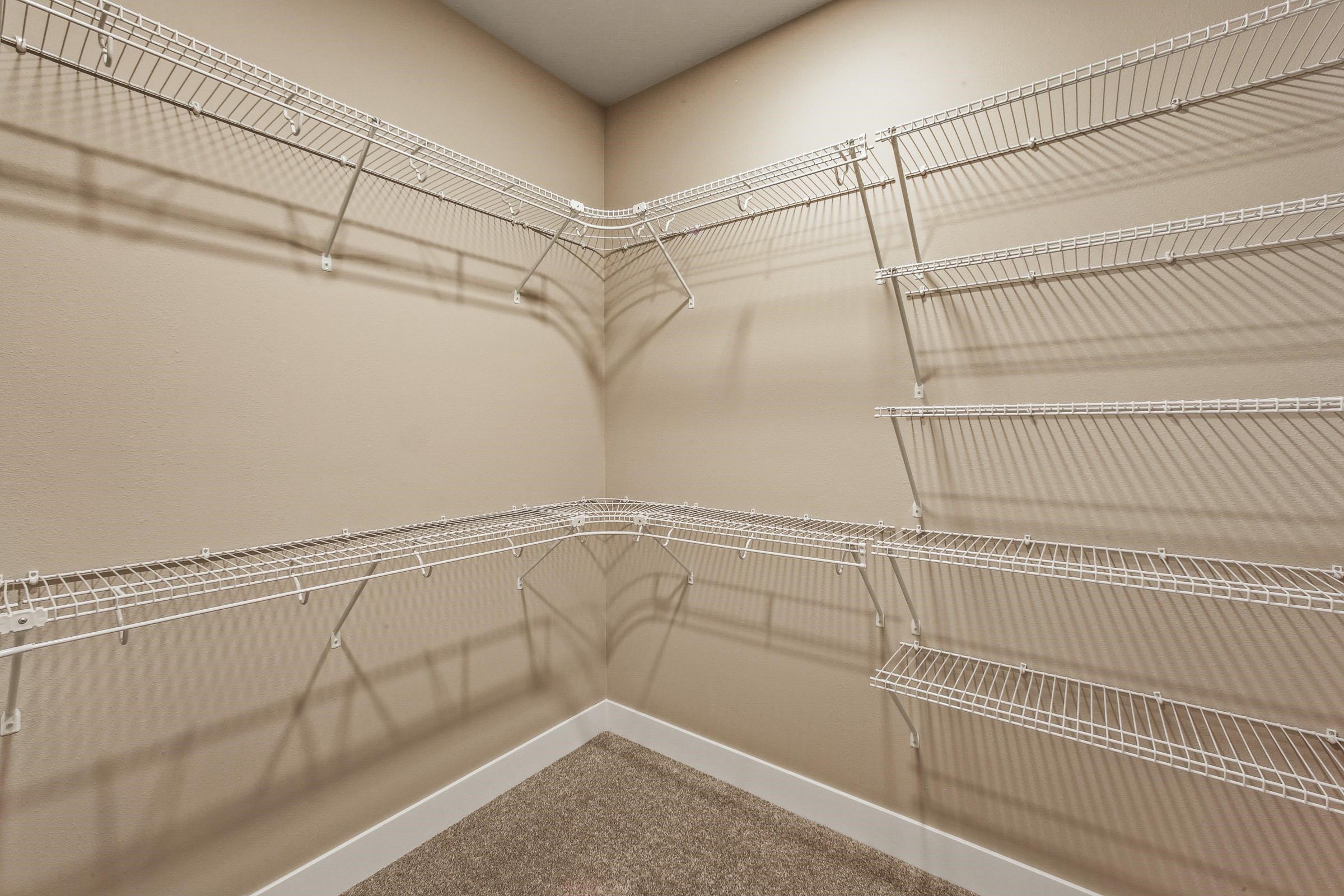 1006 East Handy Road Colbert, WA 99005 - Photo 13 of 20