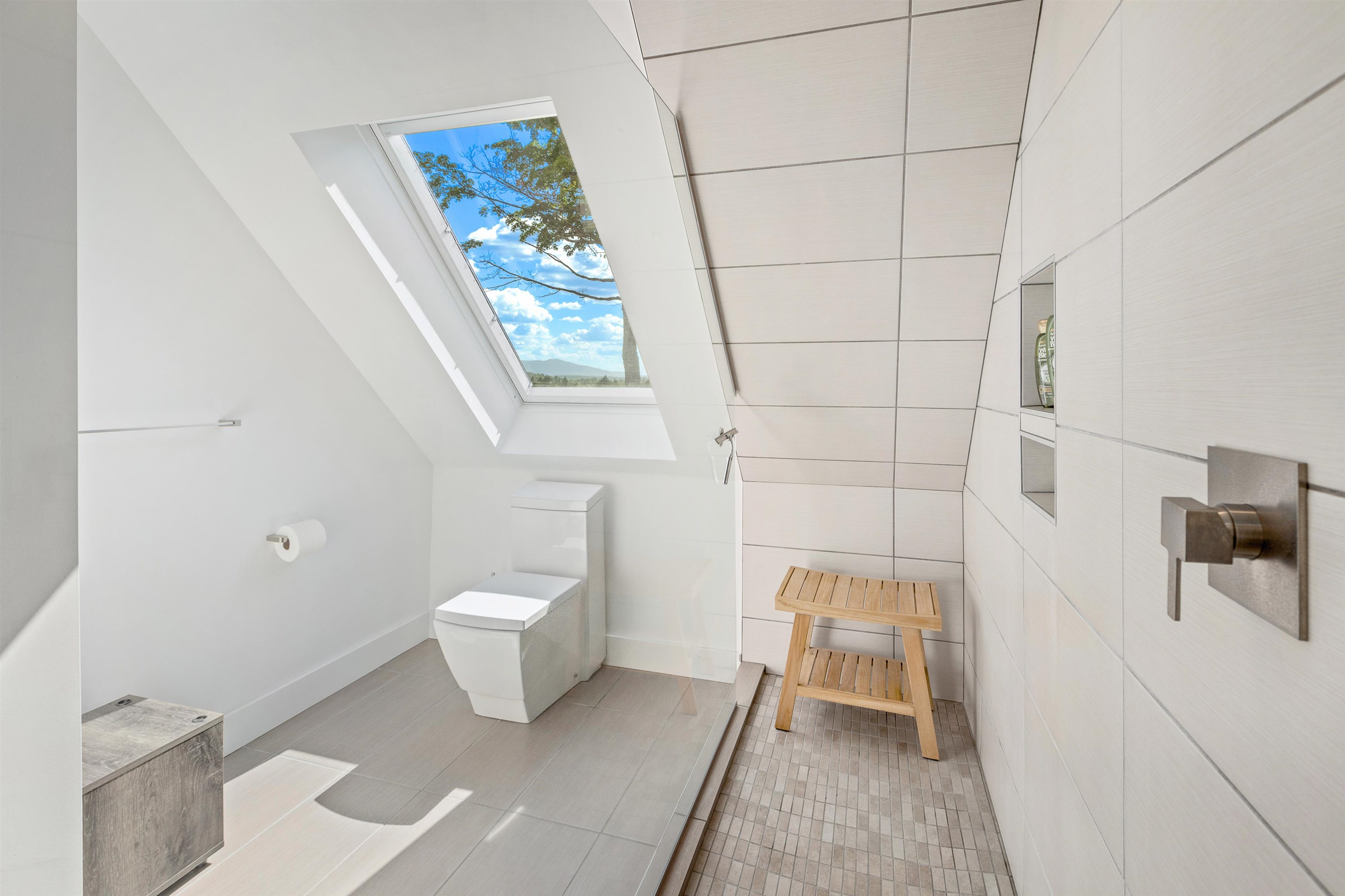 408 Knights Hill Road New London, NH 03257 - Photo 19 of 26