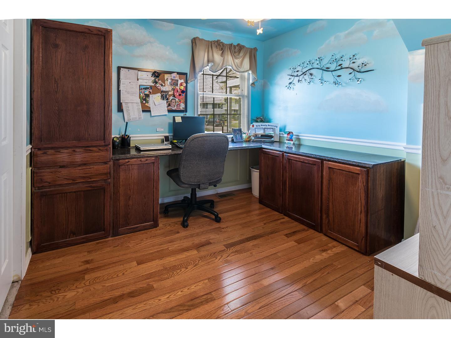 131 Red Stone Ridge Delran, NJ 08075 - Photo 18 of 25