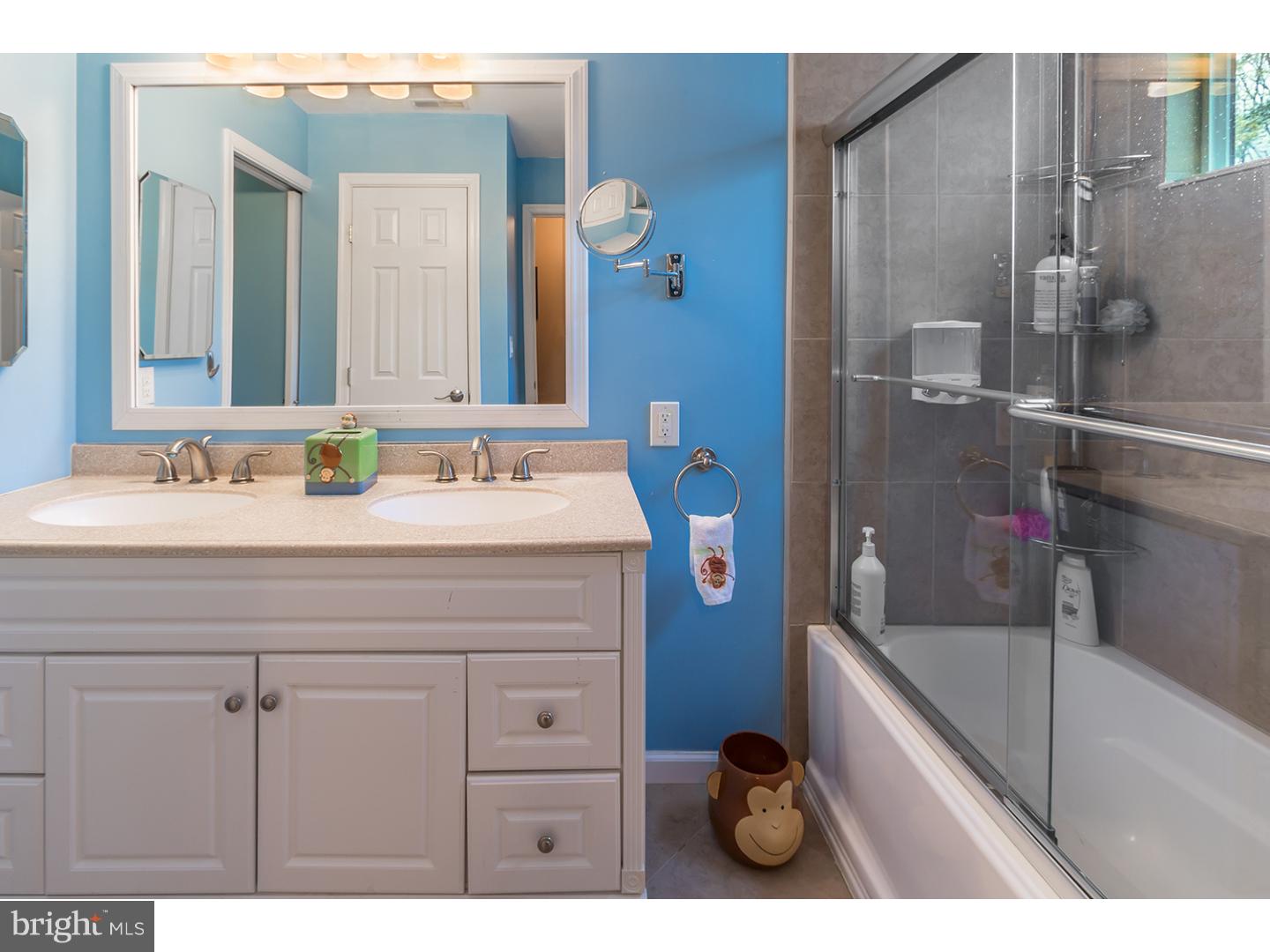 131 Red Stone Ridge Delran, NJ 08075 - Photo 23 of 25