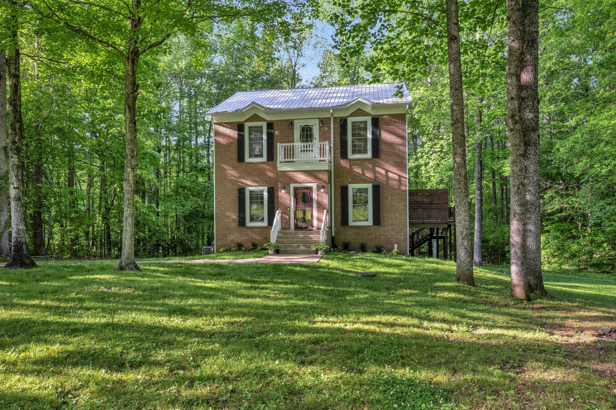 311 Lee Road Dickson, TN 37055 - Photo 1 of 42 Gallery Image 1