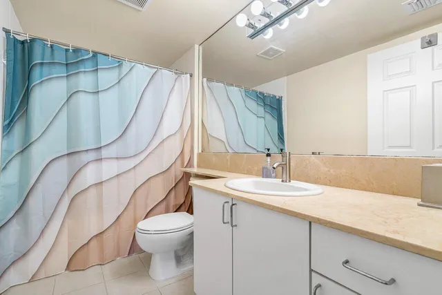 $450,000 | 651 Okeechobee Boulevard, Unit 410, West Palm Beach, FL 33401