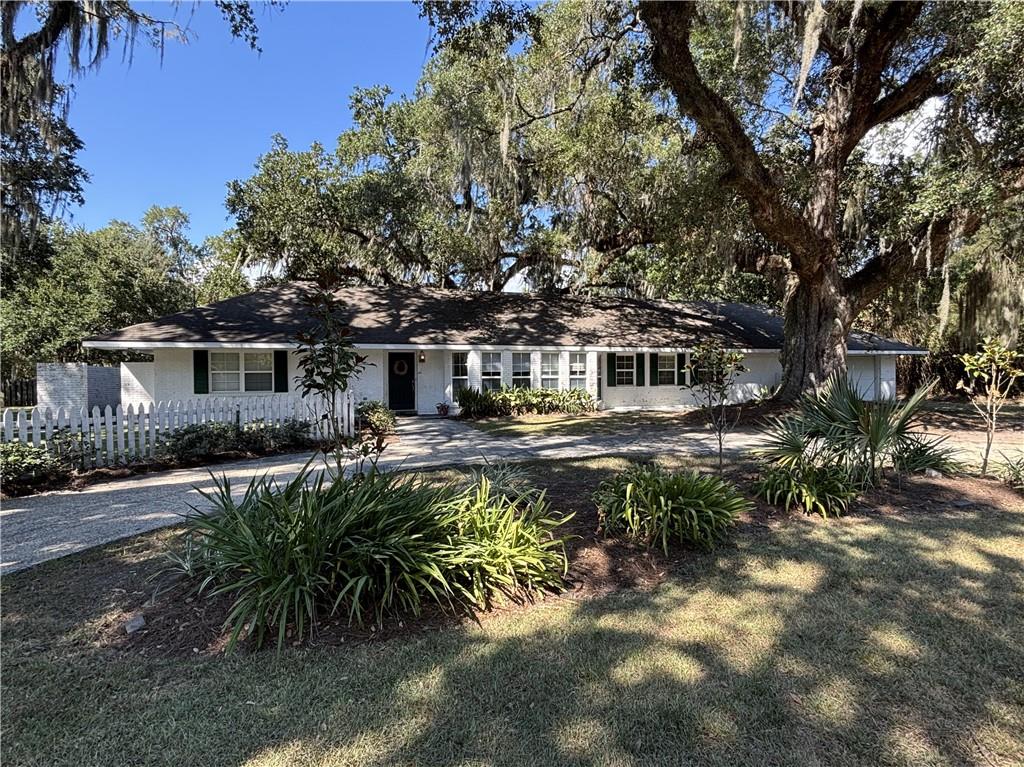 333 Copal Street Mandeville, LA 70448 - Photo 1 of 31 Gallery Image 1