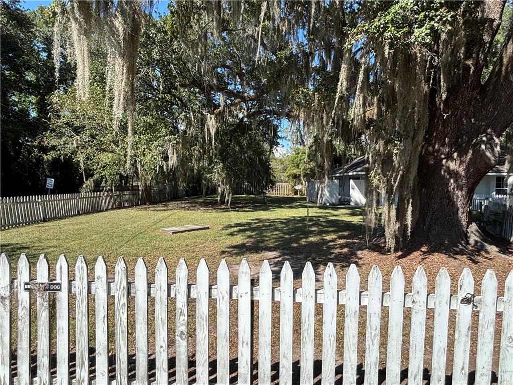 333 Copal Street Mandeville, LA 70448 - Photo 4 of 31 Gallery Image 4