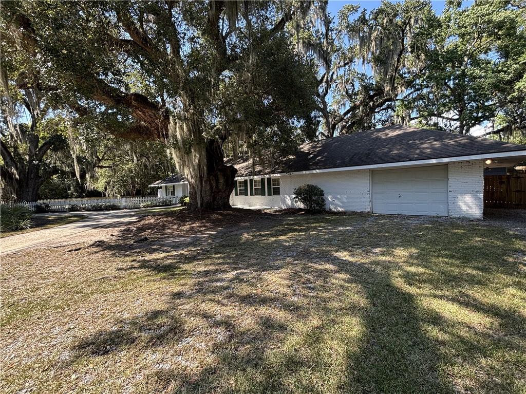 333 Copal Street Mandeville, LA 70448 - Photo 5 of 31 Gallery Image 5