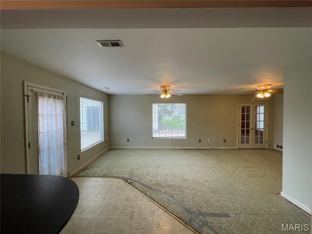 4140 Tesson Street St. Louis, MO 63123 - Photo 11 of 27