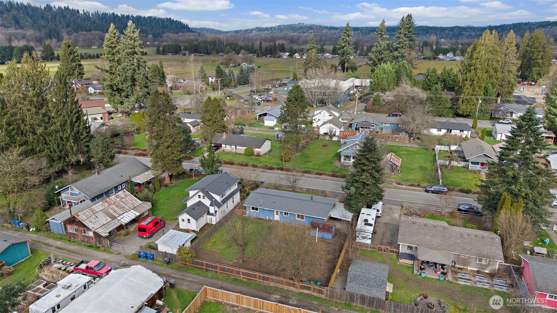 32115 East Rutherford Street Carnation, WA 98014 - Photo 5 of 11