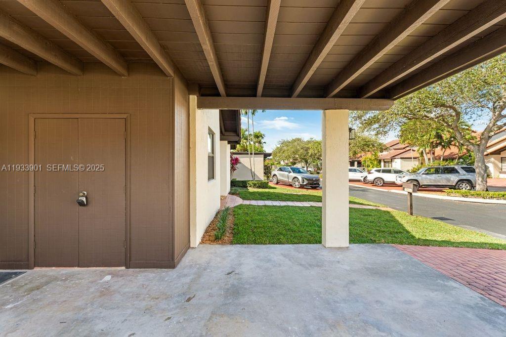11256 Southwest 90th Lane, Unit 11256 Miami, FL 33176 - Photo 26 of 36