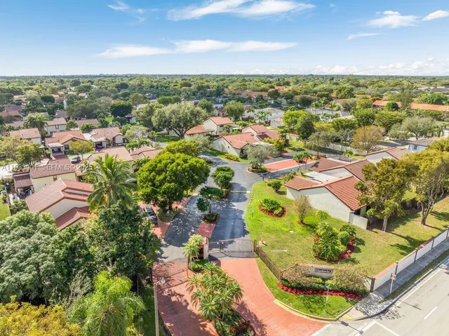 $4,000 | 11256 Southwest 90th Lane, Unit 11256, Miami, FL 33176