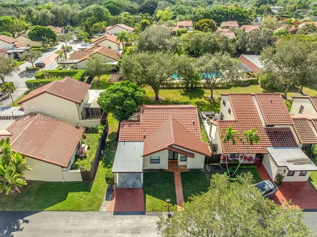 $4,000 | 11256 Southwest 90th Lane, Unit 11256, Miami, FL 33176