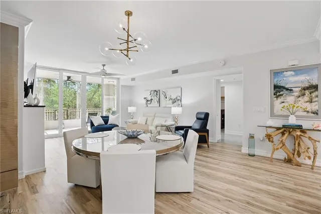 $899,900 | 2728 Tiburon Boulevard East, Unit A104, Naples, FL 34109