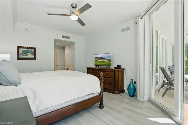 $899,900 | 2728 Tiburon Boulevard East, Unit A104, Naples, FL 34109