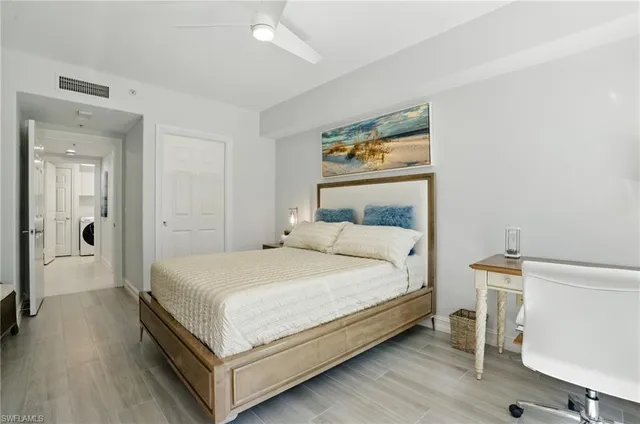 $899,900 | 2728 Tiburon Boulevard East, Unit A104, Naples, FL 34109