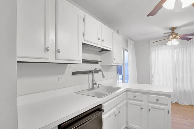 $255,000 | 7010 Brighton Court, Unit 204, Woodridge, IL 60517