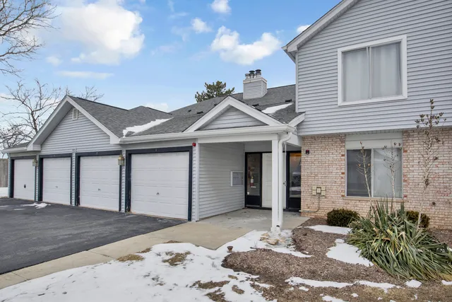 $255,000 | 7010 Brighton Court, Unit 204, Woodridge, IL 60517