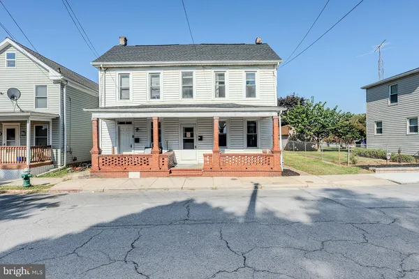 $299,900 | 1037 1/2 Spruce Street, Hagerstown, MD 21740
