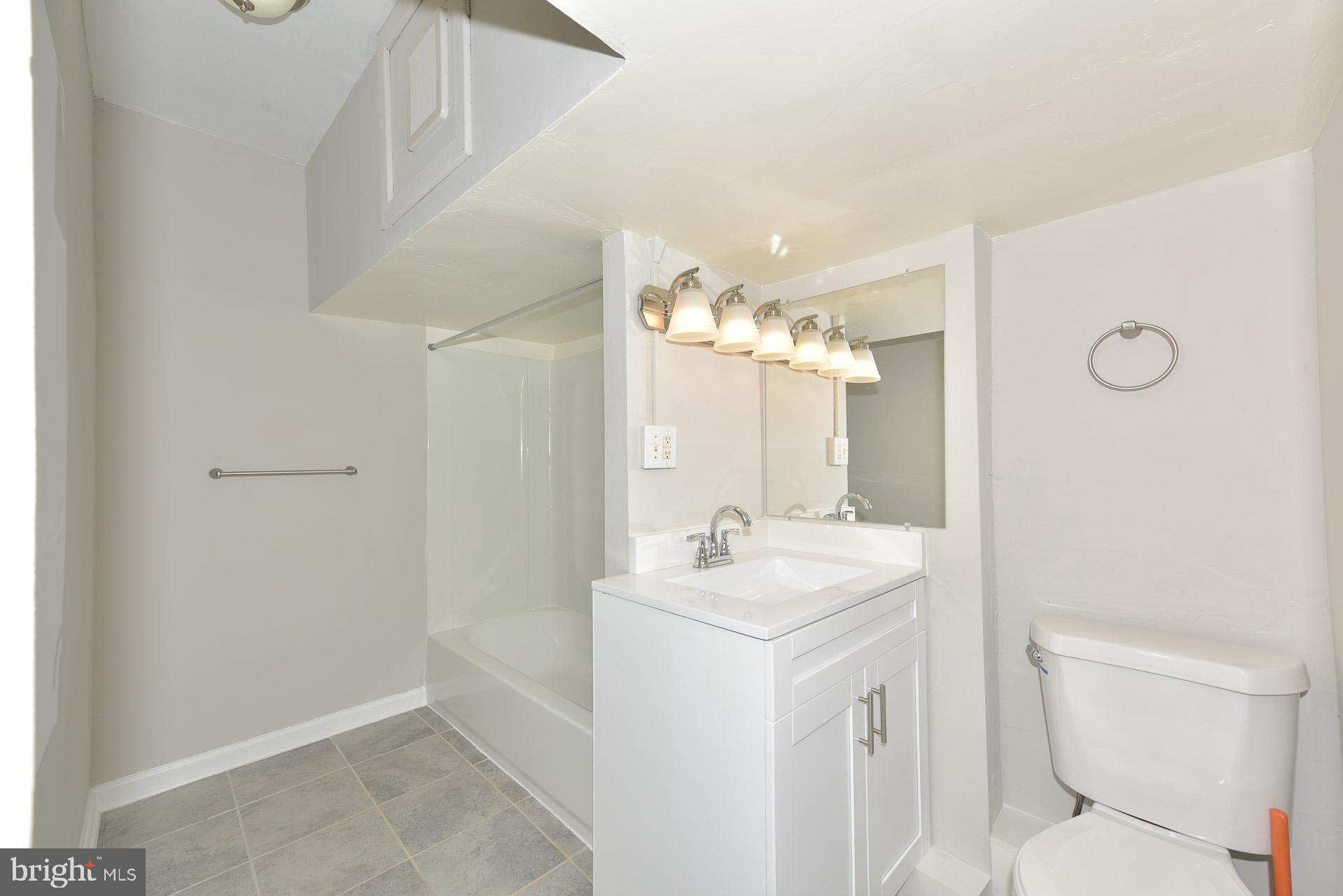 1037 1/2 Spruce Street Hagerstown, MD 21740 - Photo 30 of 39 Unit 1037 1/2