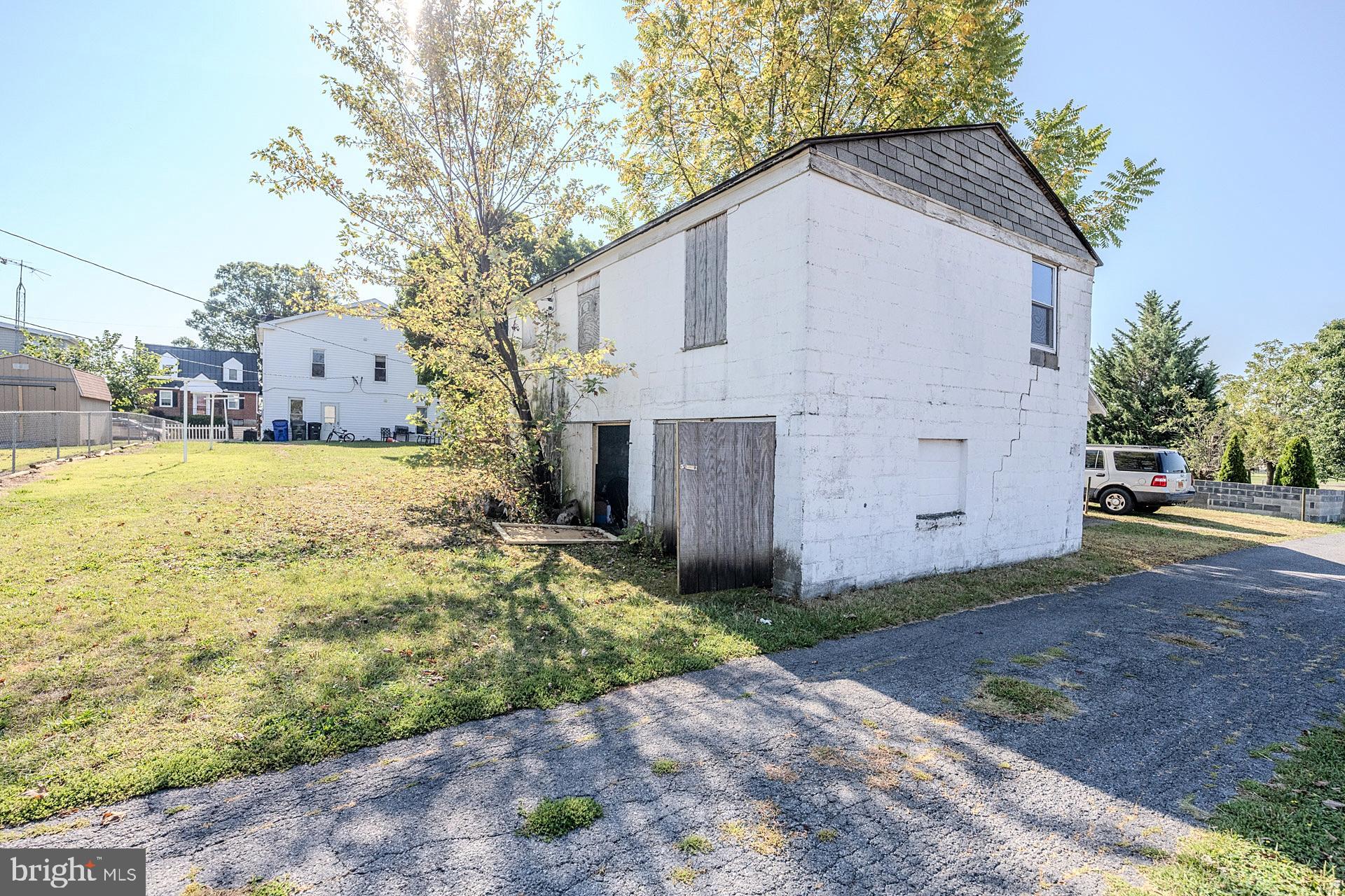 1037 1/2 Spruce Street Hagerstown, MD 21740 - Photo 37 of 39