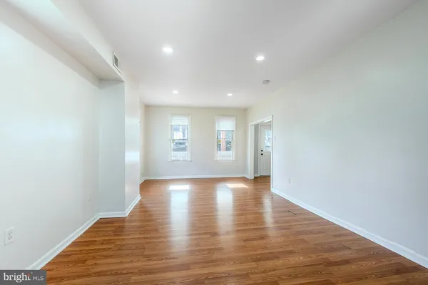 $299,900 | 1037 1/2 Spruce Street, Hagerstown, MD 21740