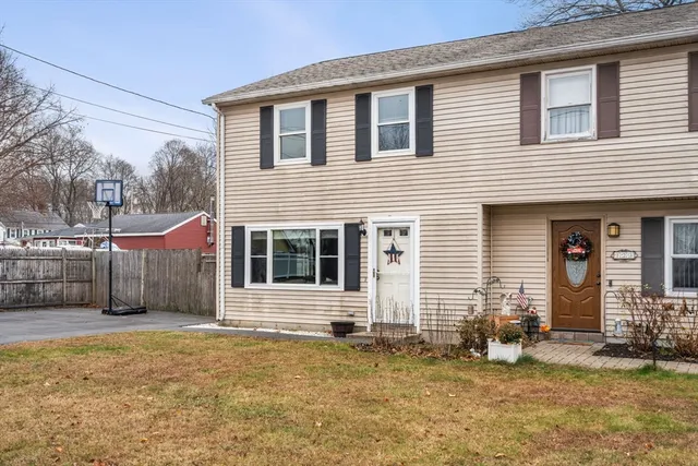 $314,900 | 125 St Andre Drive, Uxbridge, MA 01569