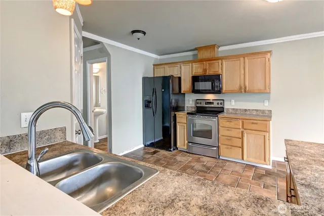 $645,000 | 16127 Southeast 256th Place, Covington, WA 98042