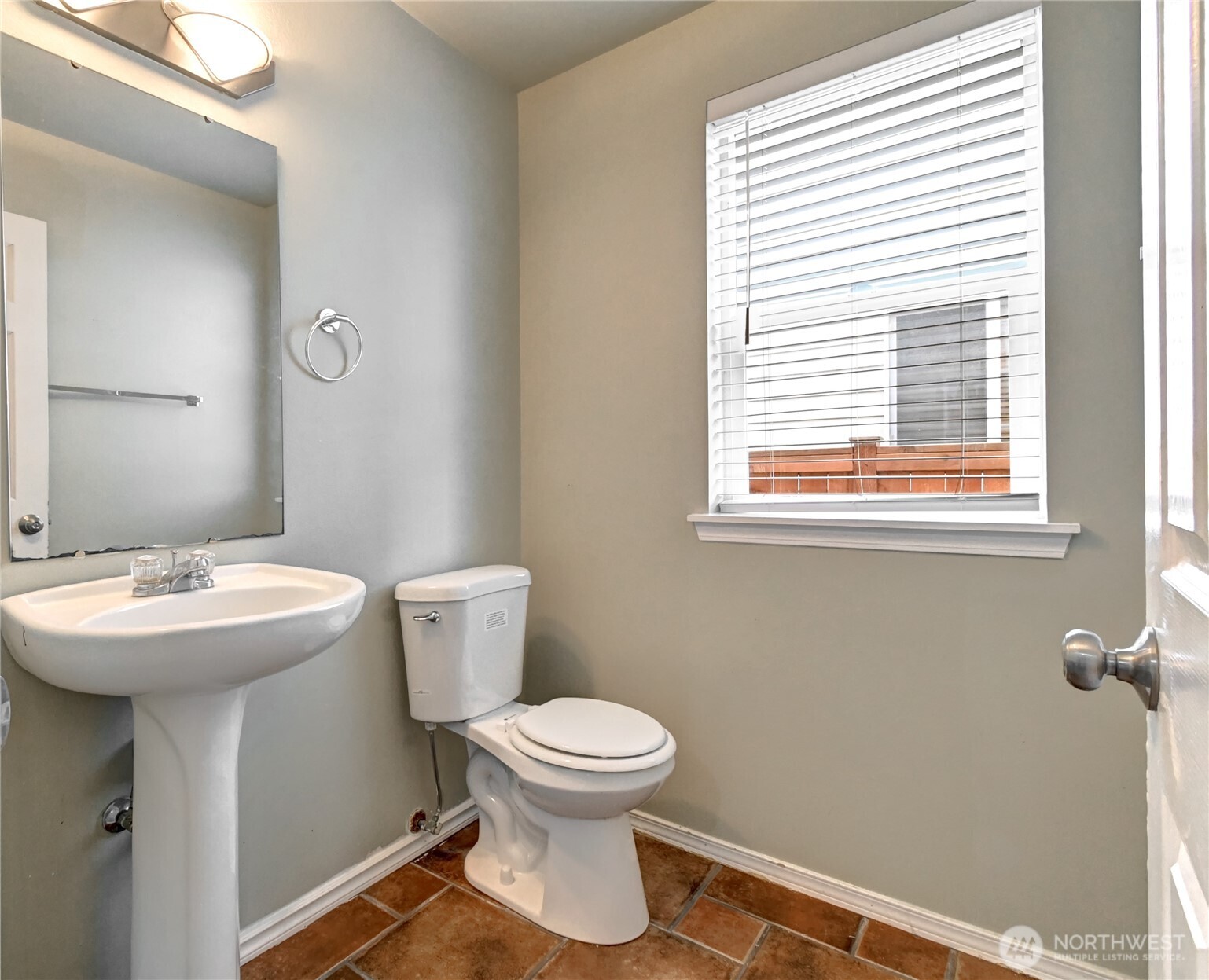 16127 Southeast 256th Place Covington, WA 98042 - Photo 12 of 32