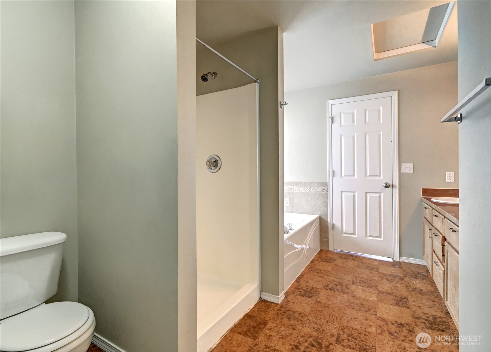 16127 Southeast 256th Place Covington, WA 98042 - Photo 24 of 32