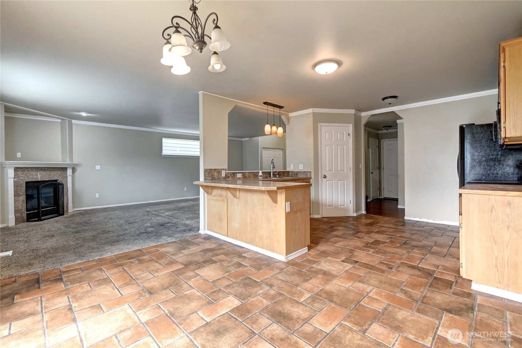 16127 Southeast 256th Place Covington, WA 98042 - Photo 8 of 32