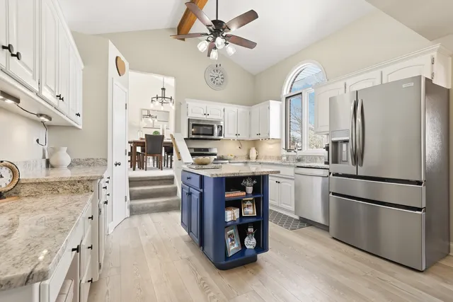 $575,000 | 8118 Brookside Glen Drive, Tinley Park, IL 60487