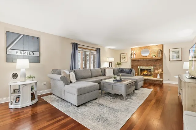 $575,000 | 8118 Brookside Glen Drive, Tinley Park, IL 60487