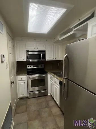 $1,575 | 2045 North 3rd Street, Unit 305, Baton Rouge, LA 70802