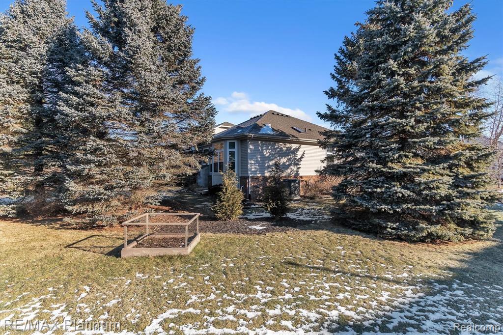 4961 Carrington Drive Rochester, MI 48306 - Photo 35 of 37