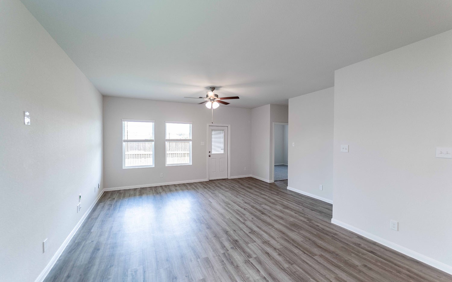 4343 Maple Root Lane Pinehurst, TX 77362 - Photo 11 of 26