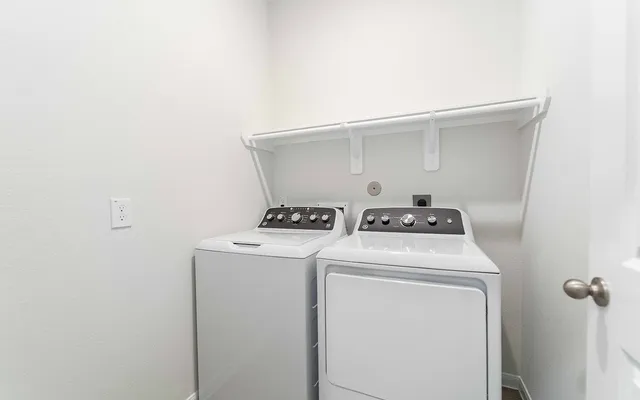 $291,135 | 4343 Maple Root Lane, Pinehurst, TX 77362