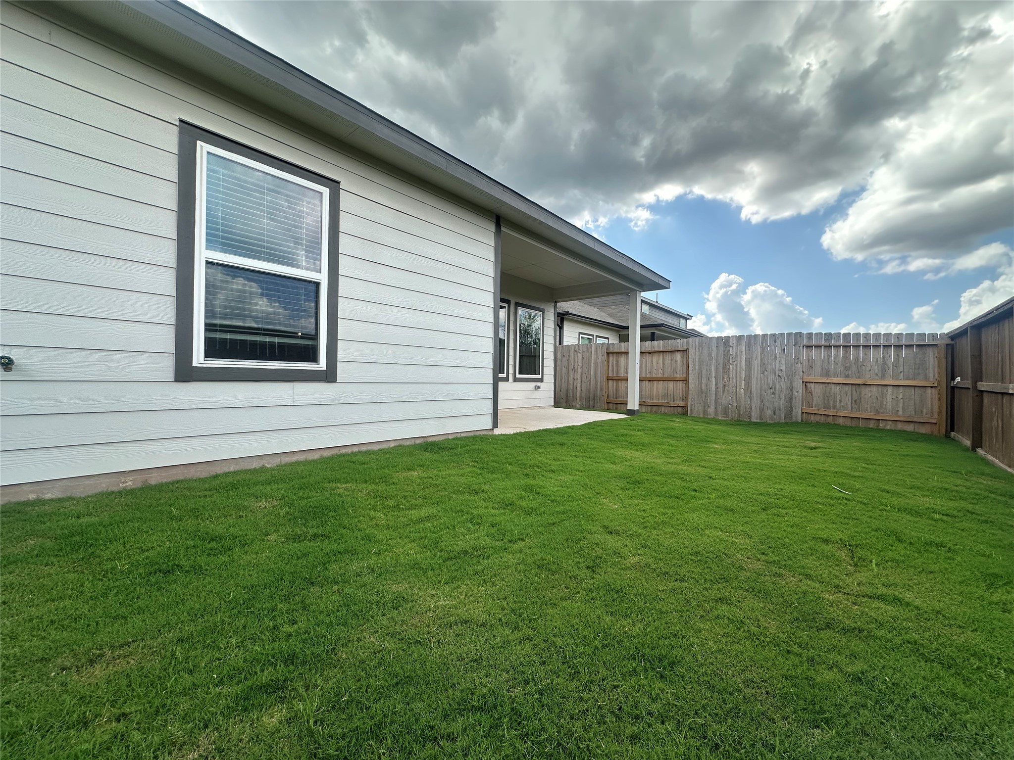 4343 Maple Root Lane Pinehurst, TX 77362 - Photo 17 of 26