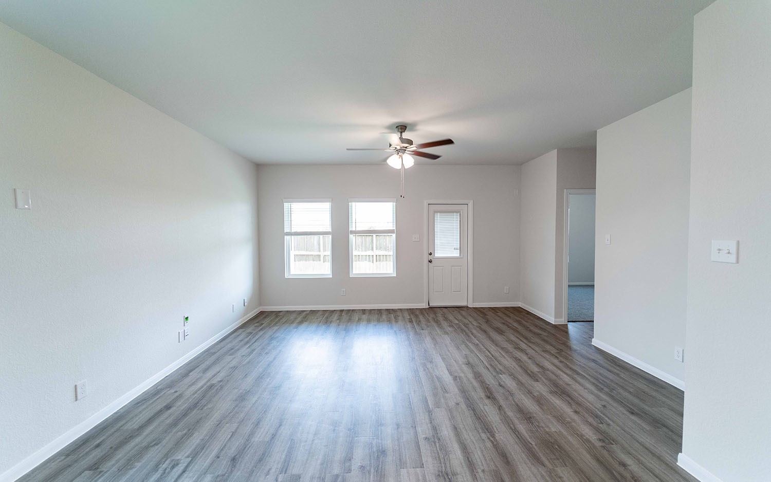 4343 Maple Root Lane Pinehurst, TX 77362 - Photo 10 of 26