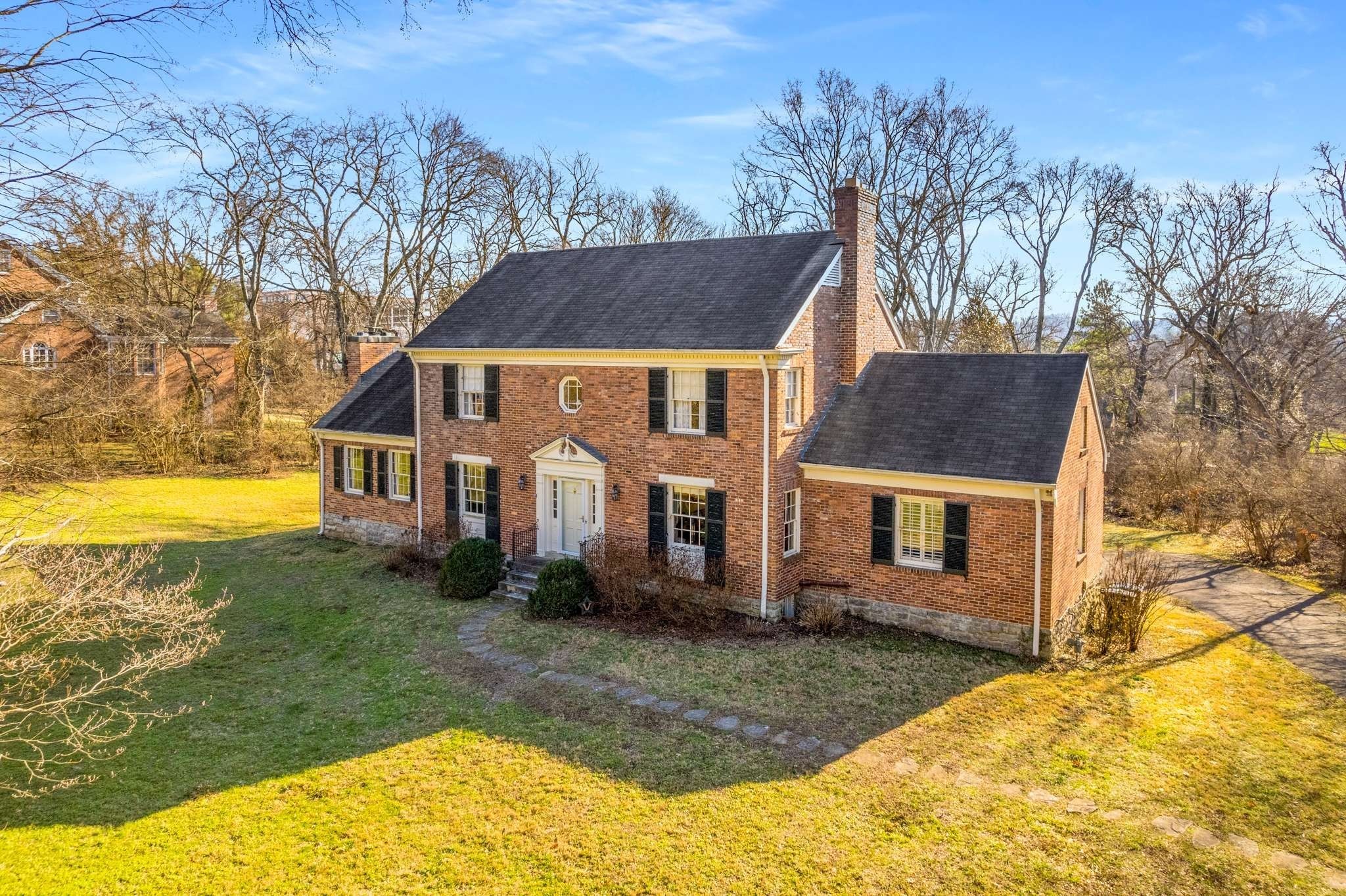 2429 Bear Road Nashville, TN 37215 - Photo 1 of 22