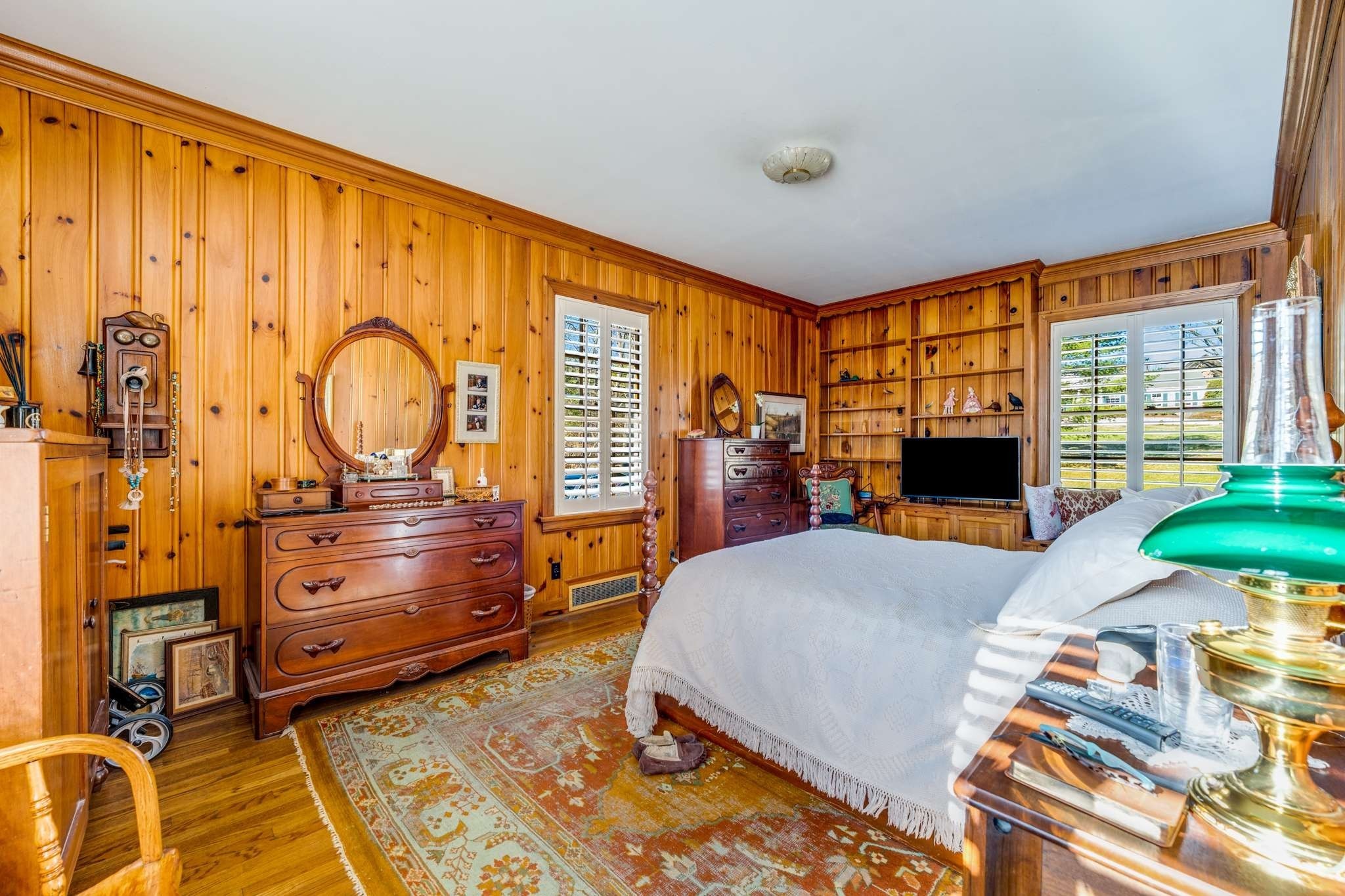 2429 Bear Road Nashville, TN 37215 - Photo 12 of 22 a bed room with a bed and a television