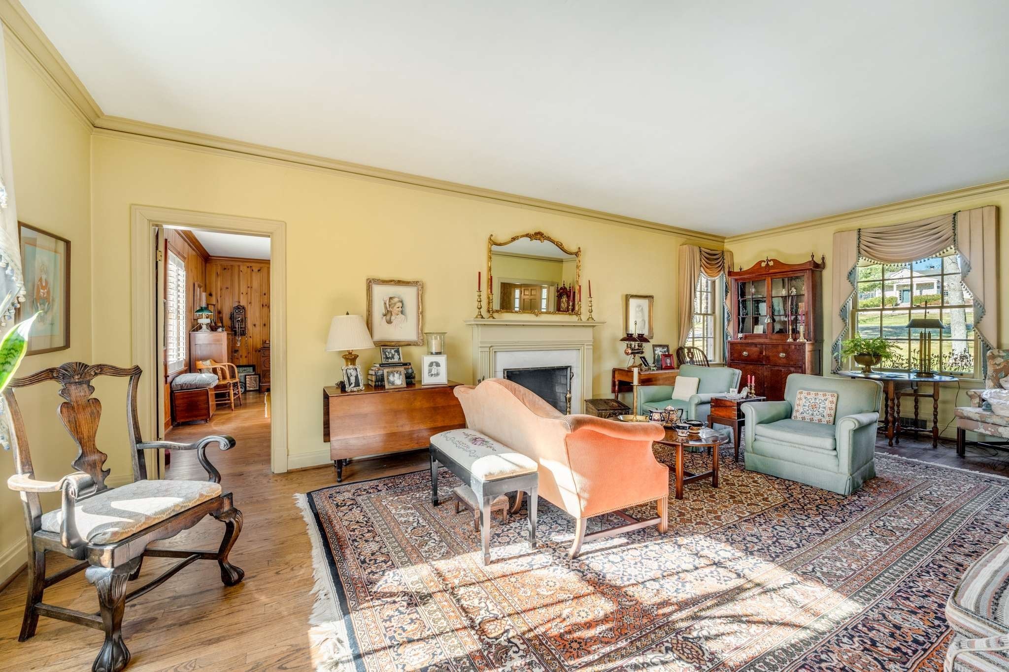 2429 Bear Road Nashville, TN 37215 - Photo 6 of 22 a living room with furniture or couch and a window