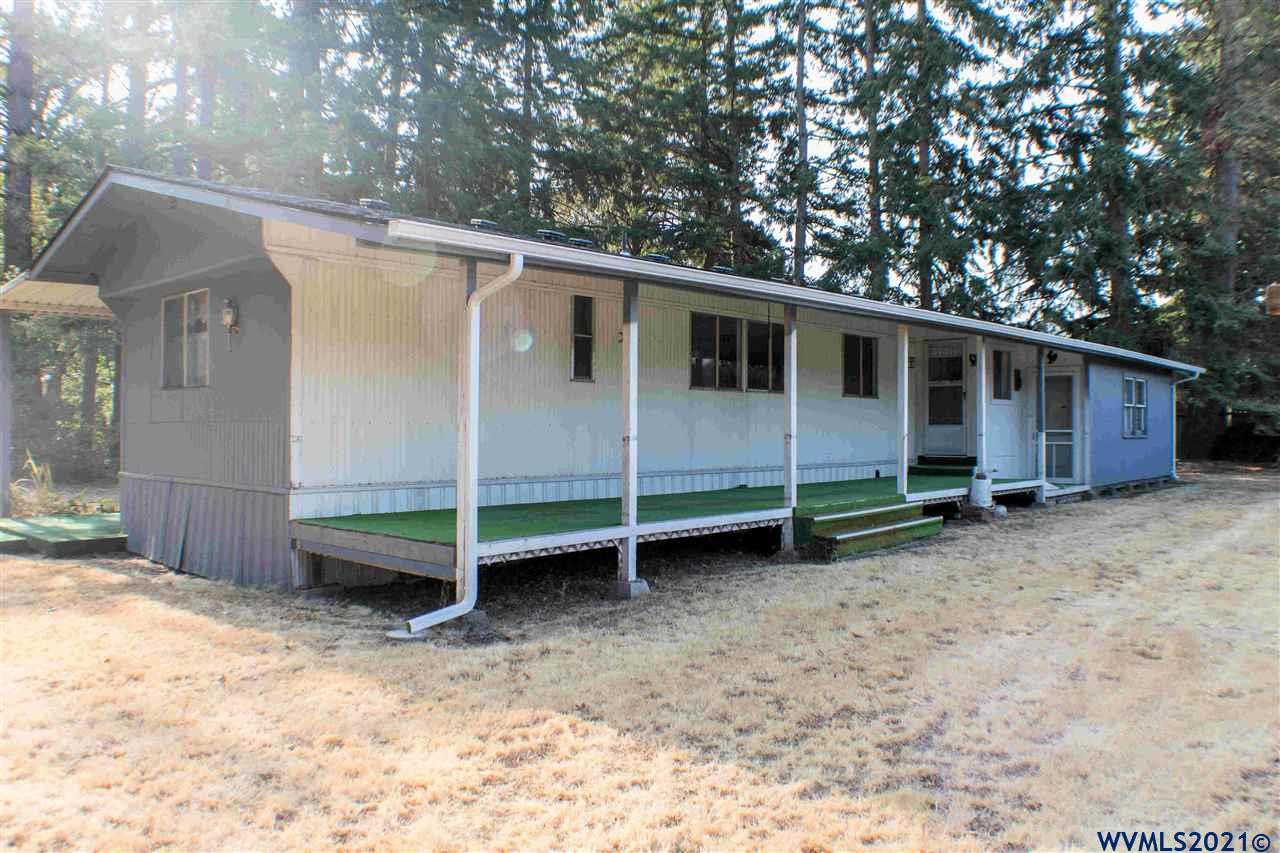 7990 Marion Road Turner, OR 97392 - Photo 14 of 25 a view of a house