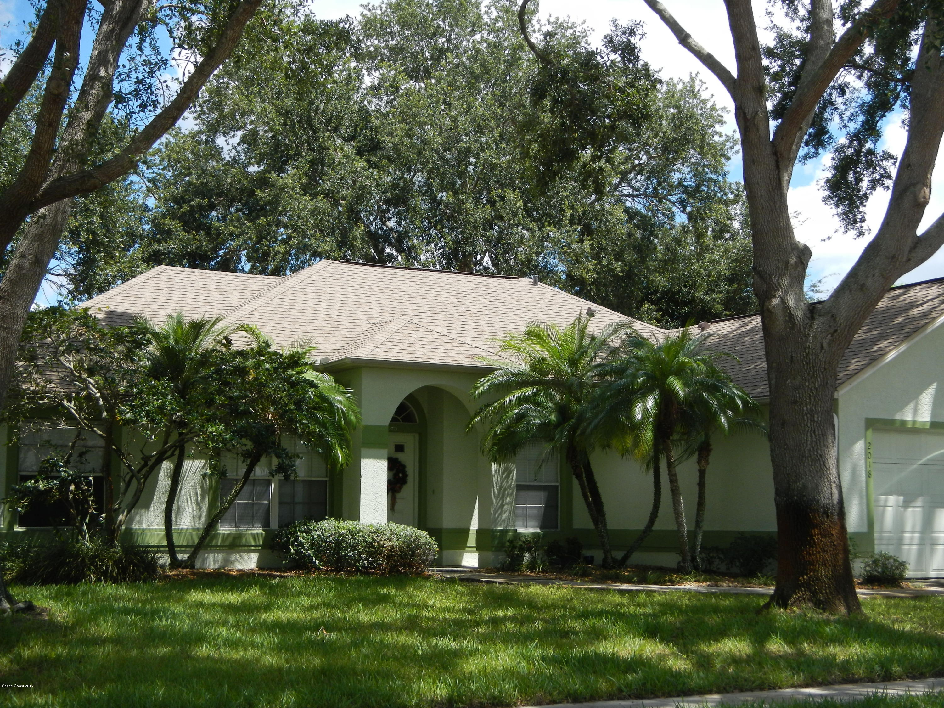 2018 Blue Ridge Avenue Melbourne, FL 32935 - Photo 2 of 27 DSCN7324
