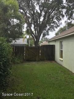 2018 Blue Ridge Avenue Melbourne, FL 32935 - Photo 27 of 27 side yard